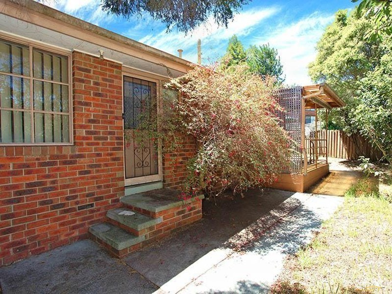 3/2 Janelaine Court, Springvale South VIC 3172