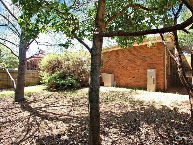 3/2 Janelaine Court, Springvale South VIC 3172
