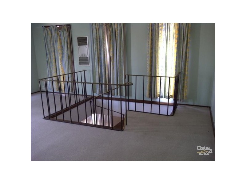 105 Bloomfield Road, Noble Park VIC 3174