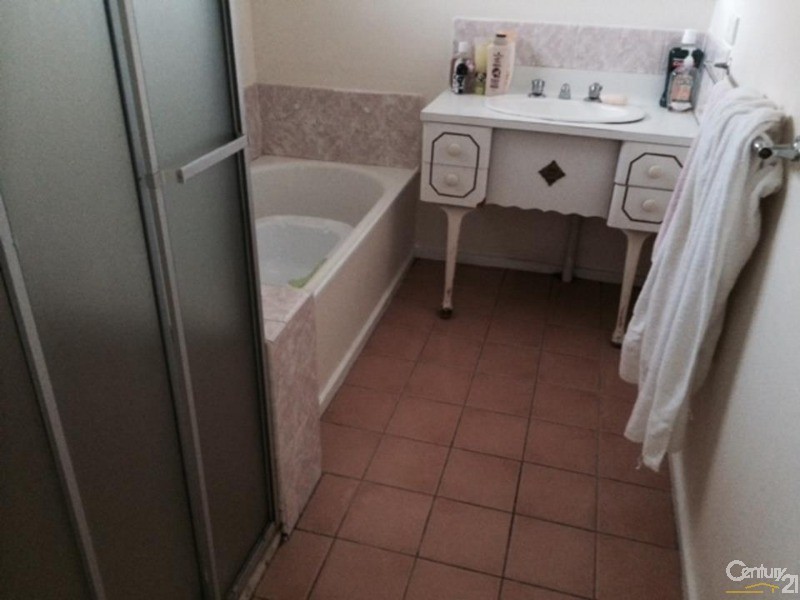 4/3 Briggs Crescent, Noble Park VIC 3174