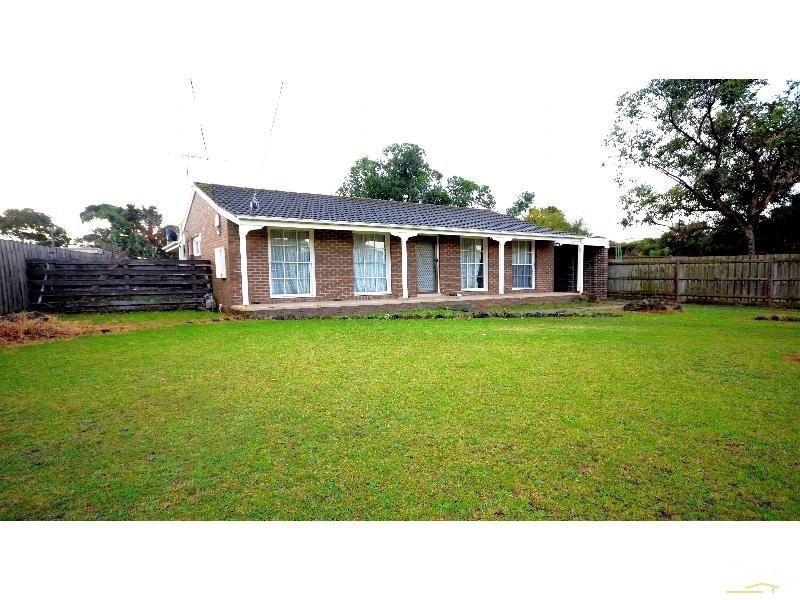 87 Paddington Ave, Carrum Downs VIC 3201