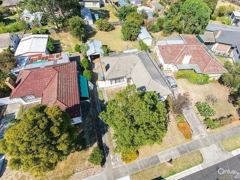 24 Theodore Ave, Noble Park VIC 3174