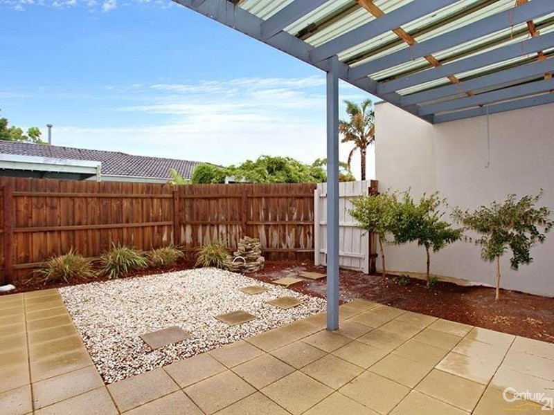 1/29 Forest Park Road, Dingley Village VIC 3172