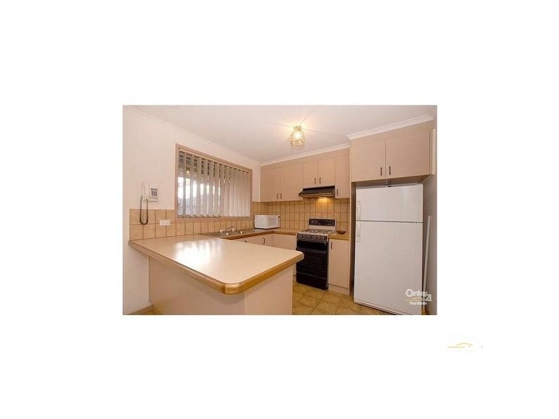 2/11 Flinders Street, Noble Park VIC 3174