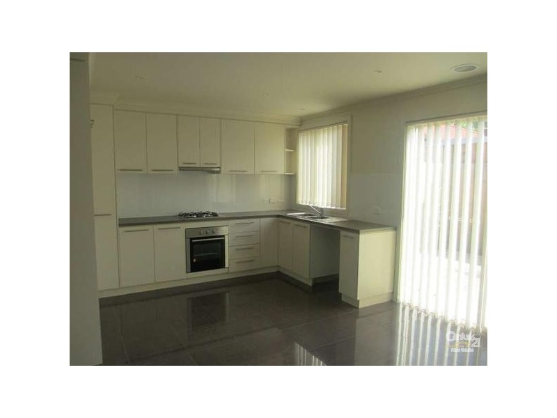 2/6 Henry Street, Noble Park VIC 3174