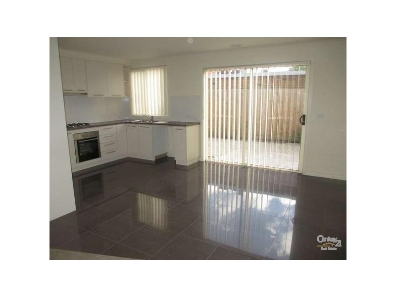 2/6 Henry Street, Noble Park VIC 3174