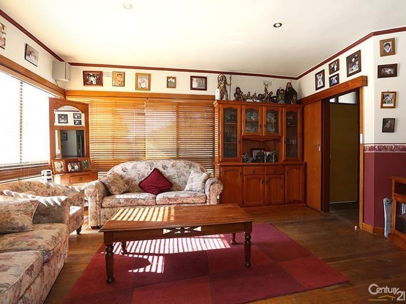 7 Parker Street, Springvale South VIC 3172