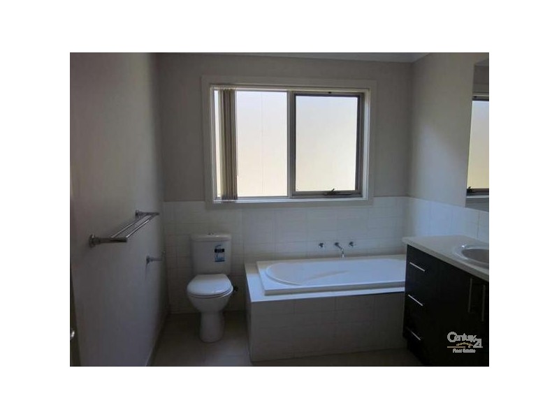62 Steven Street, Dandenong VIC 3175