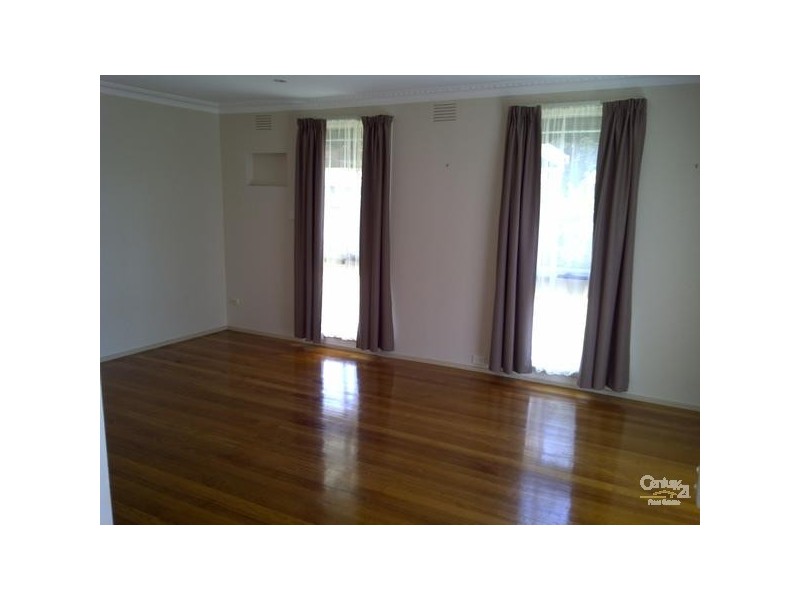 33 Triton Drive, Keysborough VIC 3173
