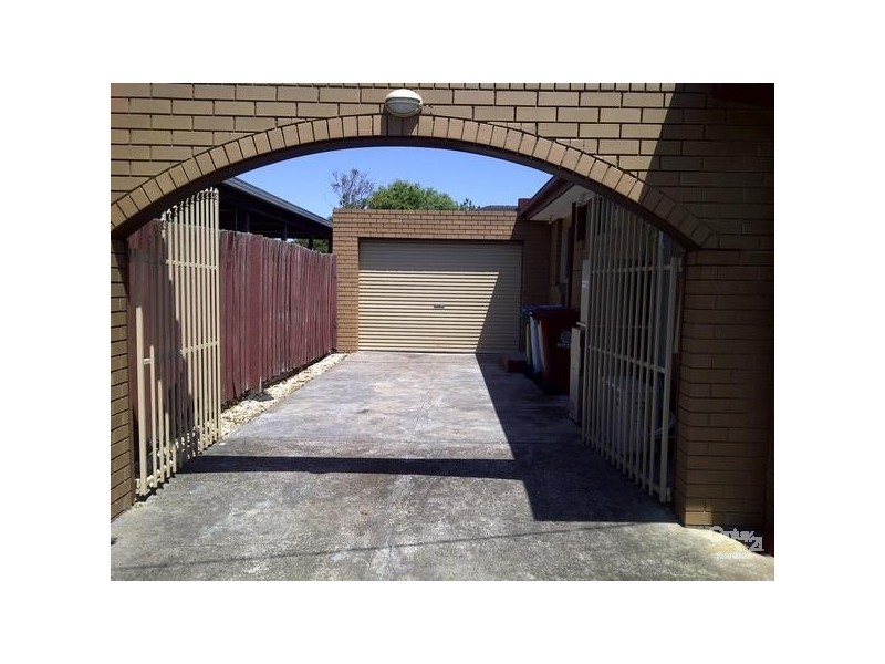 33 Triton Drive, Keysborough VIC 3173