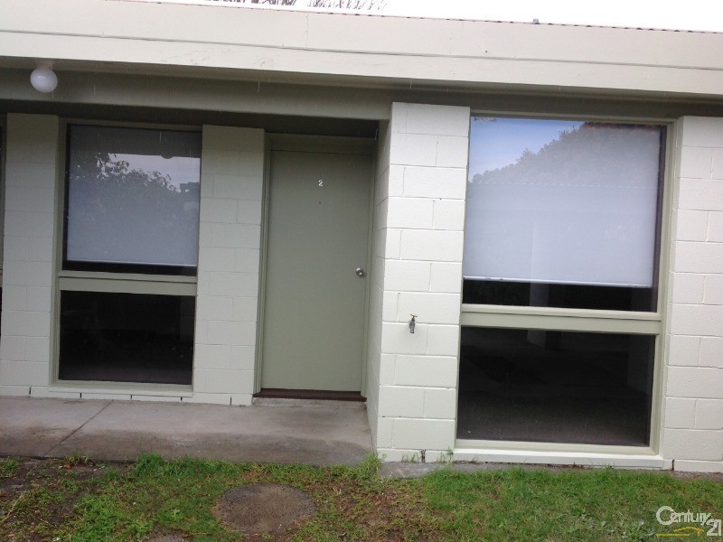 2/9 Henderson Road, Keysborough VIC 3173