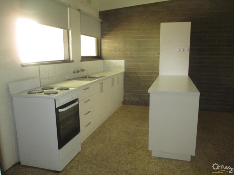 2/9 Henderson Road, Keysborough VIC 3173