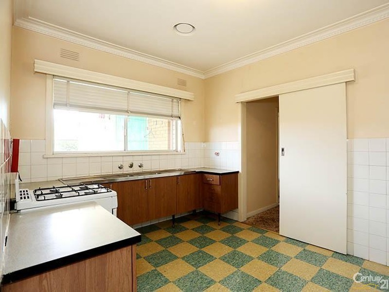 14 Hillside Street, Springvale VIC 3171