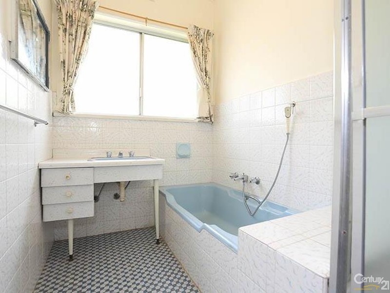 14 Hillside Street, Springvale VIC 3171