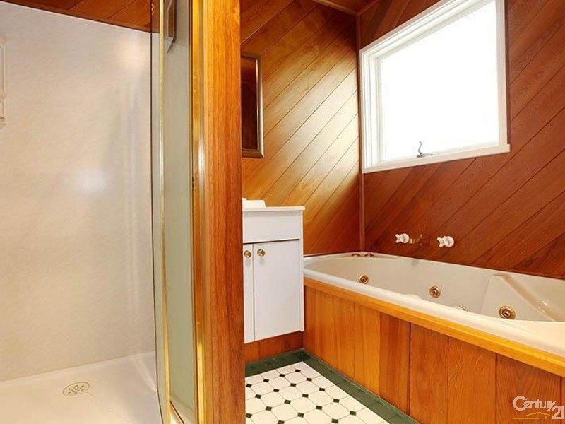 6 Black Court, Noble Park VIC 3174