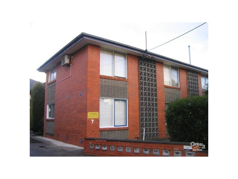 1/7 Leonard Avenue, Noble Park VIC 3174