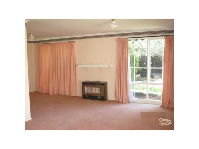 6 Waddington Crescent, Springvale South VIC 3172