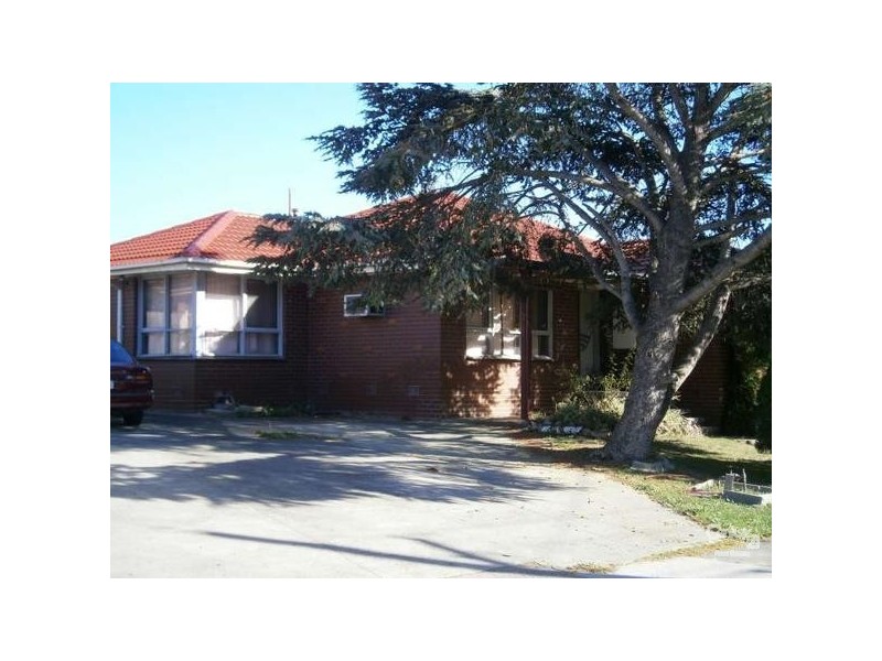 52 Arnold Street, Noble Park VIC 3174