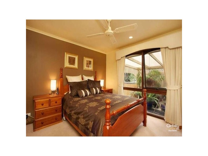 113 Wallace Road, Wantirna South VIC 3152