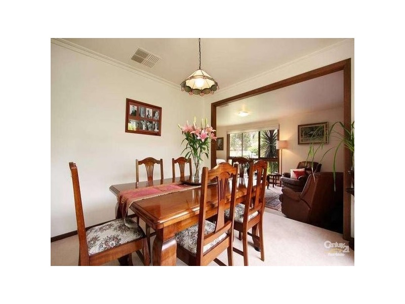 113 Wallace Road, Wantirna South VIC 3152