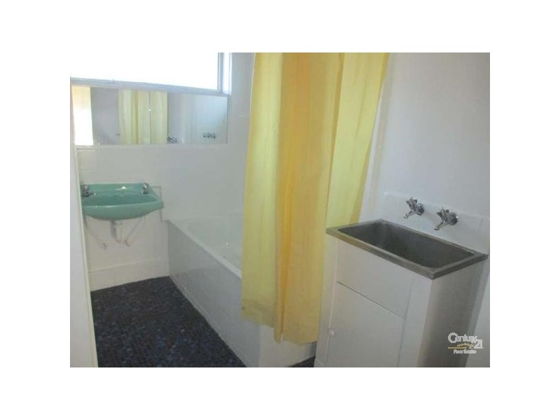 2/14 Brady Road, Dandenong North VIC 3175