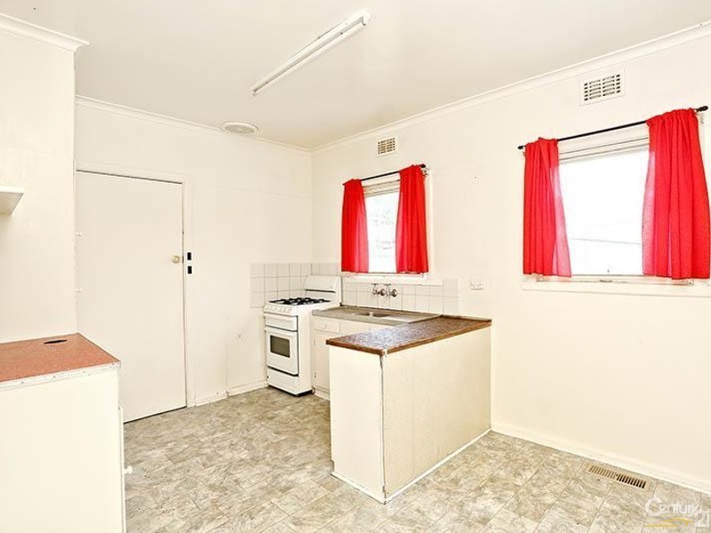 43 Mollison Street, Dandenong North VIC 3175