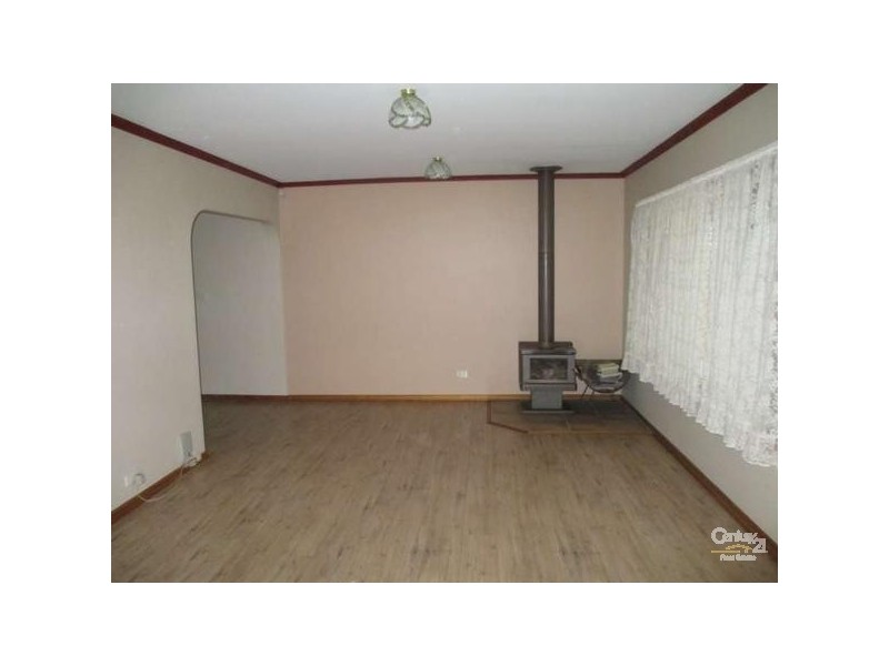 2 Simpson Street, Noble Park VIC 3174