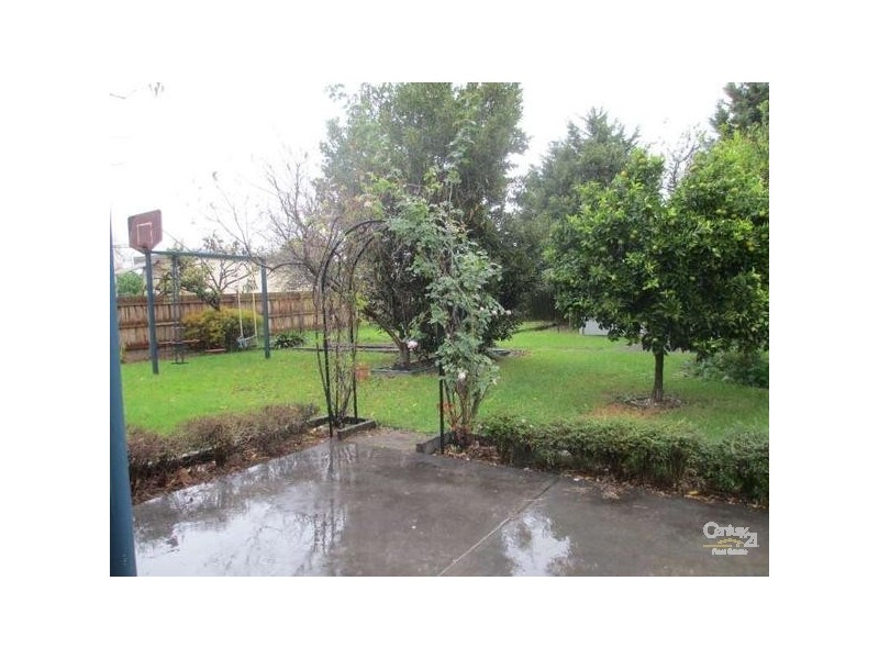 2 Simpson Street, Noble Park VIC 3174