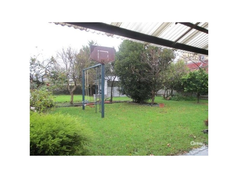 2 Simpson Street, Noble Park VIC 3174