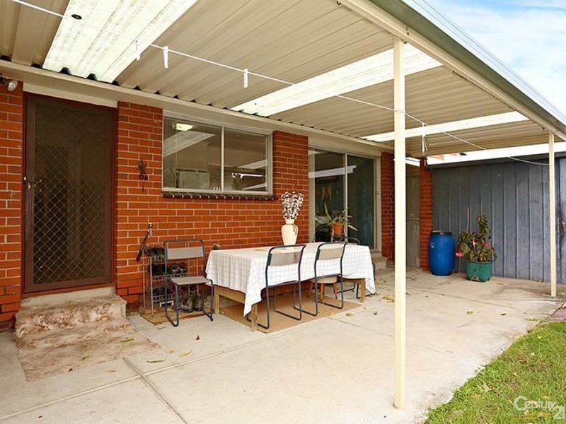 19 Elmbank Drive, Keysborough VIC 3173