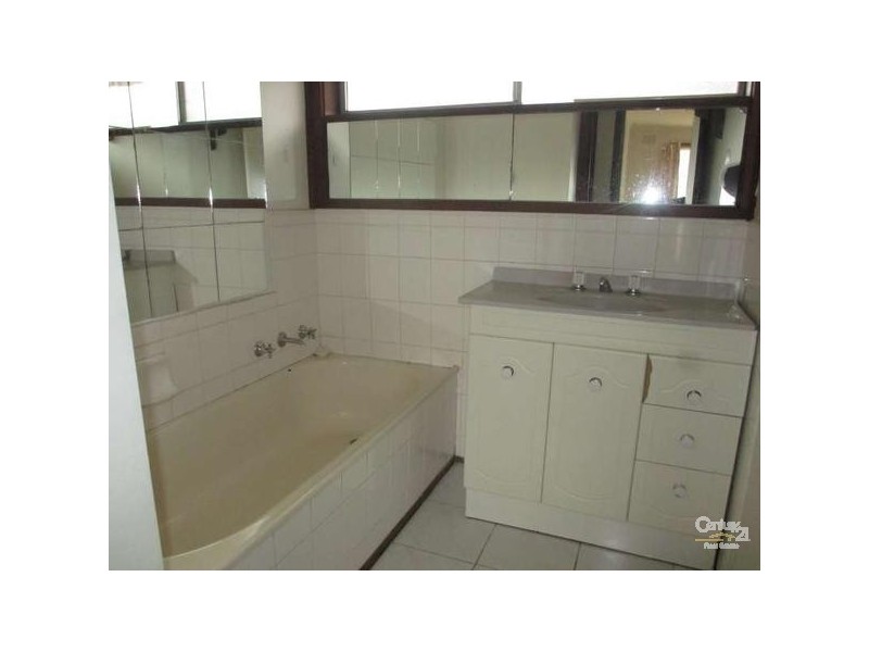 48 Cochrane Street, Cranbourne VIC 3977