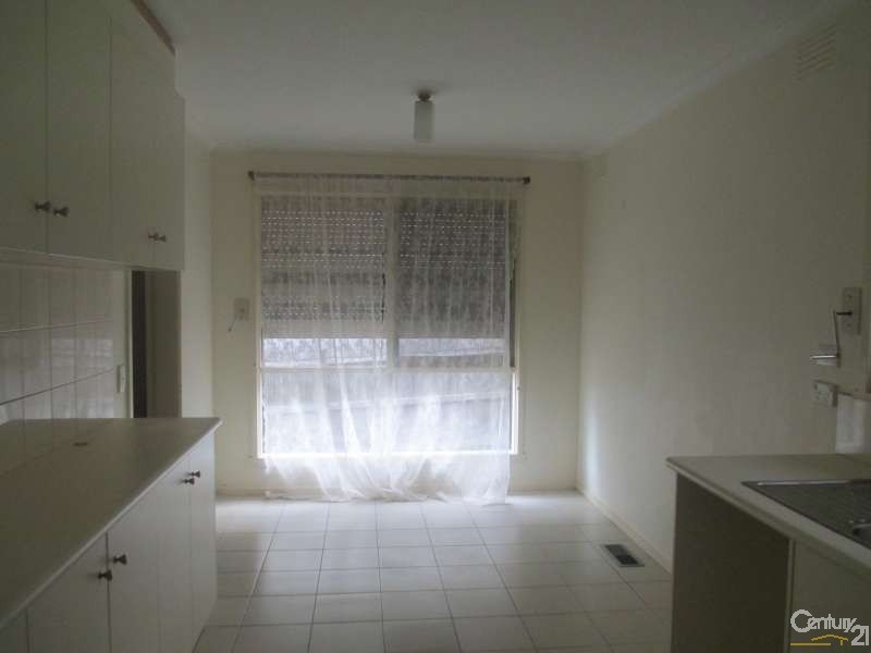 35 Eagle Drive, Noble Park North VIC 3174