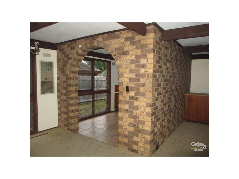 4 Carnaby Way, Springvale South VIC 3172