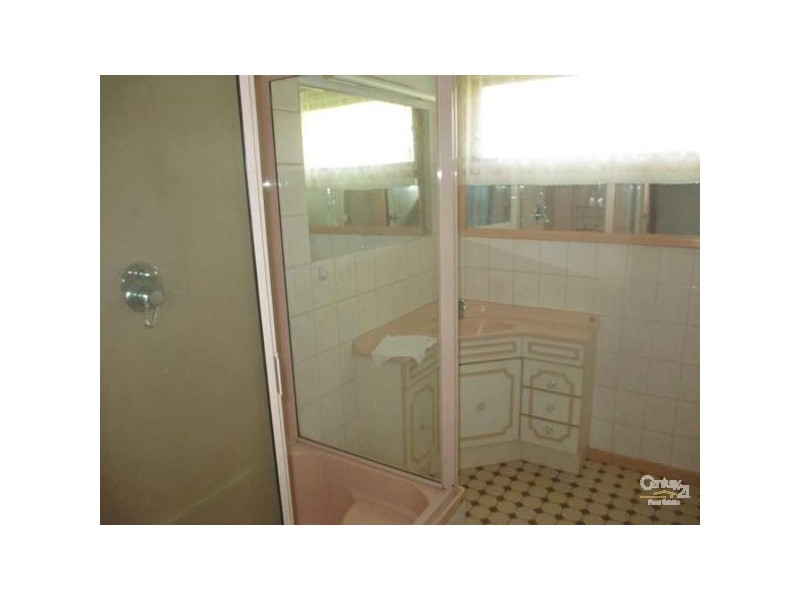 8 Desla Court, Noble Park VIC 3174