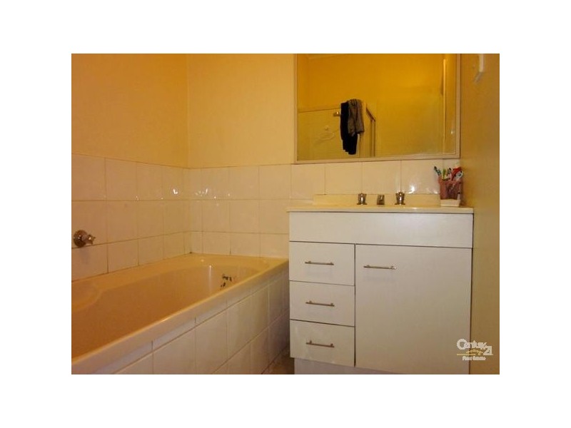 21 Chandler Road, Noble Park VIC 3174