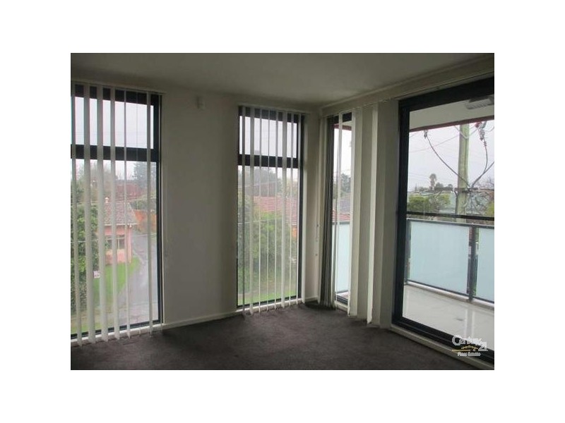 14/161-163 Princes Highway, Dandenong VIC 3175
