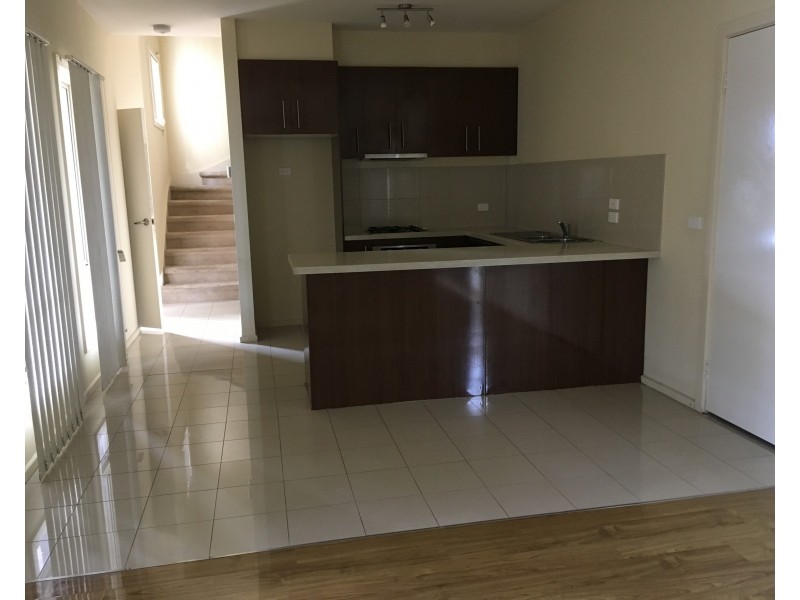 1/699-701 Heatherton Road, Clayton South VIC 3169