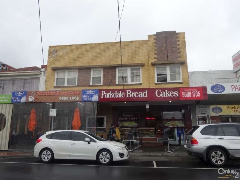 Rear/272 Como Parade West, Parkdale VIC 3195