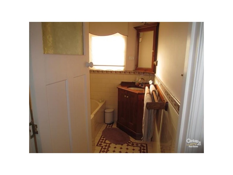 26 Lawn Road, Noble Park VIC 3174