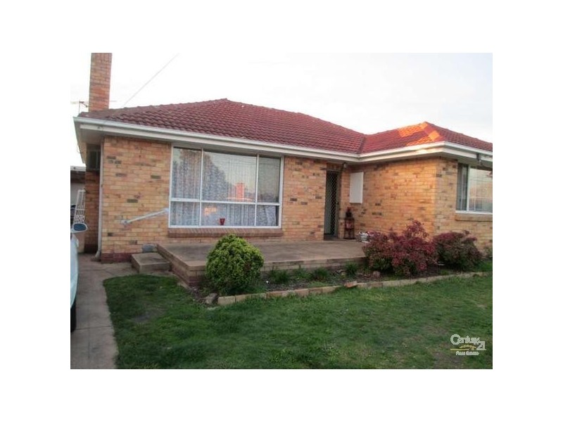 5 Charles Avenue, Springvale VIC 3171