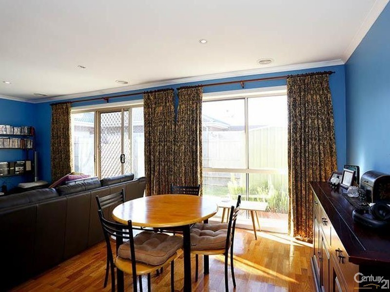 2/9 Harris Street, Springvale VIC 3171