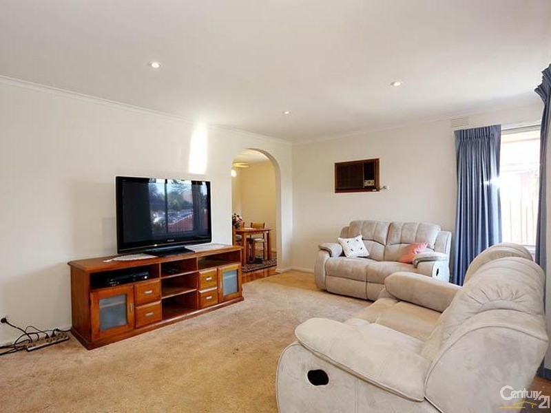 32 Harold Road, Springvale South VIC 3172