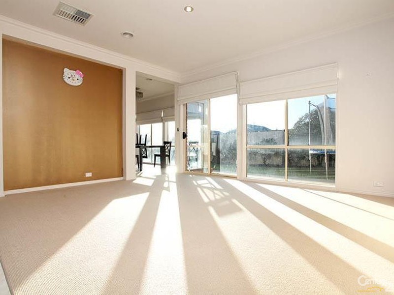 59 Lancaster Drive, Point Cook VIC 3030