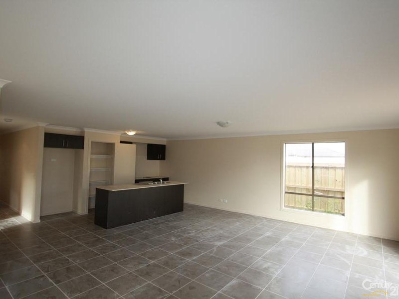 42 Lilyturf Drive, Tarneit VIC 3029