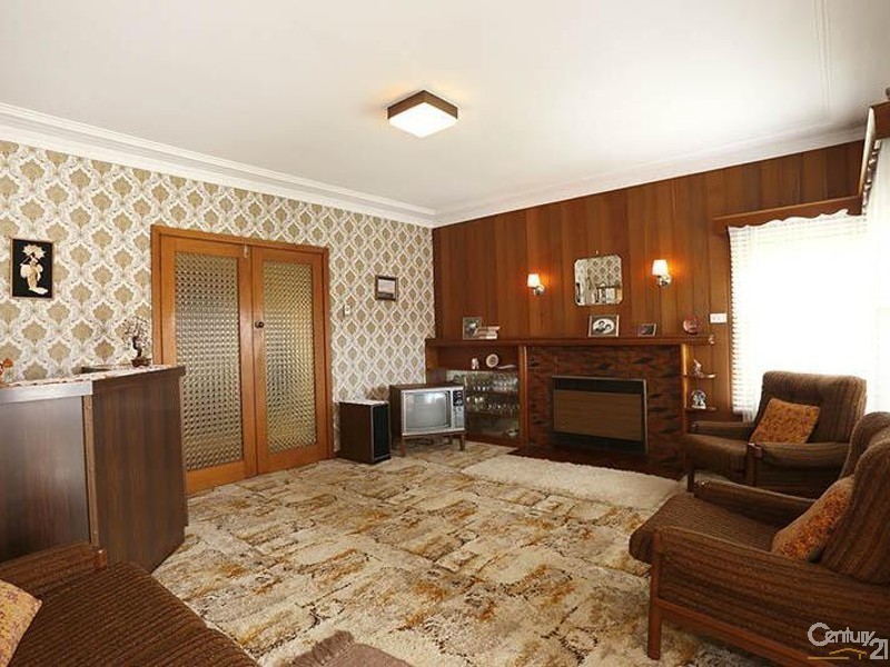 16 Hillcrest Grove, Springvale VIC 3171