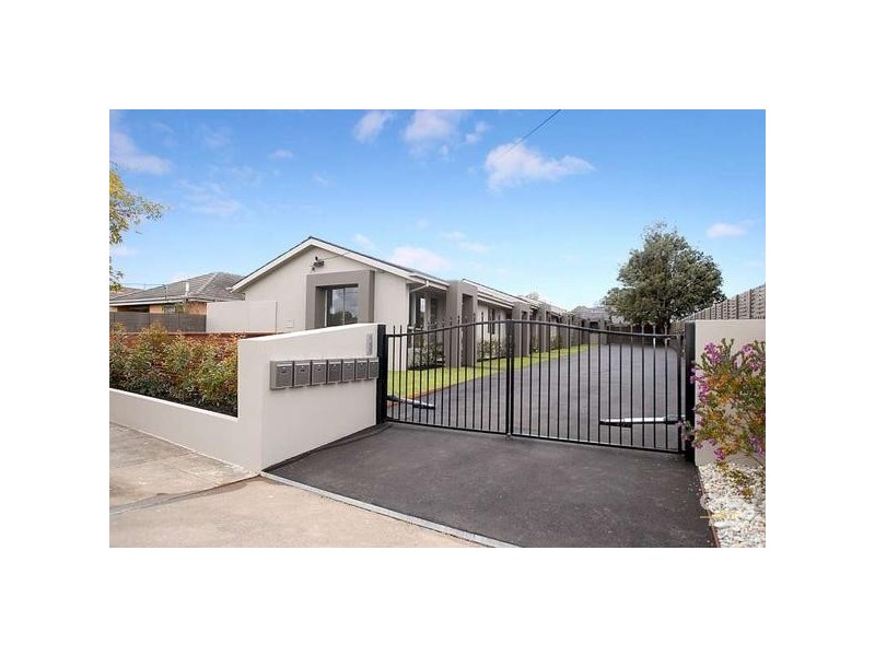 4/28 Vincent Crescent, Noble Park VIC 3174