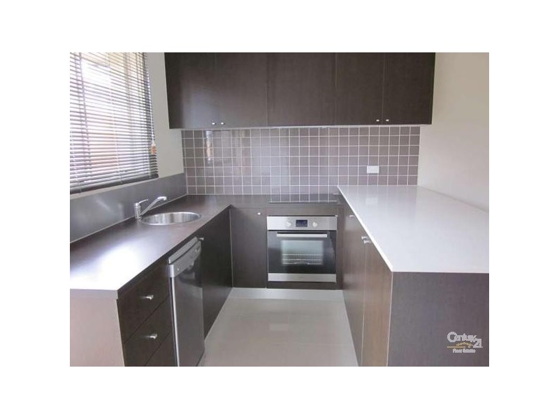 4/28 Vincent Crescent, Noble Park VIC 3174