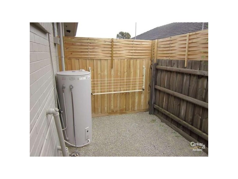 4/28 Vincent Crescent, Noble Park VIC 3174