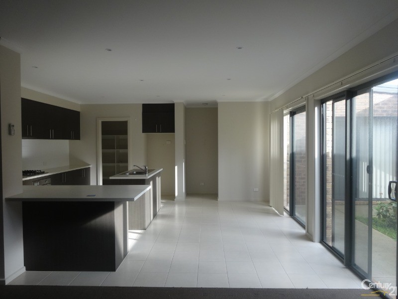 66 Steven Street, Dandenong VIC 3175