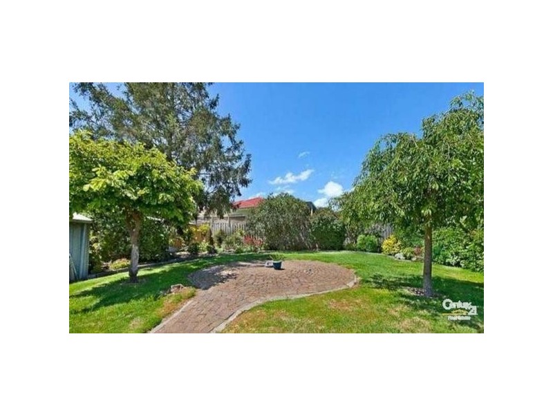 11 Jackson Road, Noble Park VIC 3174